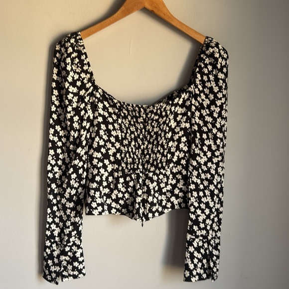 REFORMATION  Rosaly Top in Tootsie 4 - Picture 4 of 9